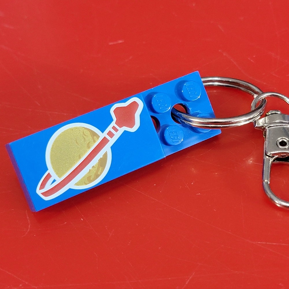Lego Keychain Classic Space Logo 2x6 Blue Vintage Astronaut Moon Gold Imprint